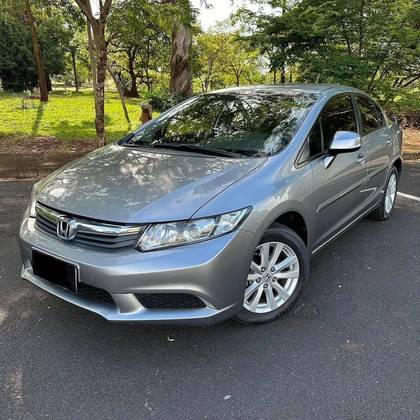 HONDA CIVIC 2.0 LXR 16V FLEX 4P AUTOMÁTICO HONDA CIVIC 2.0 LXR 16V FLEX 4P AUTOMÁTICO